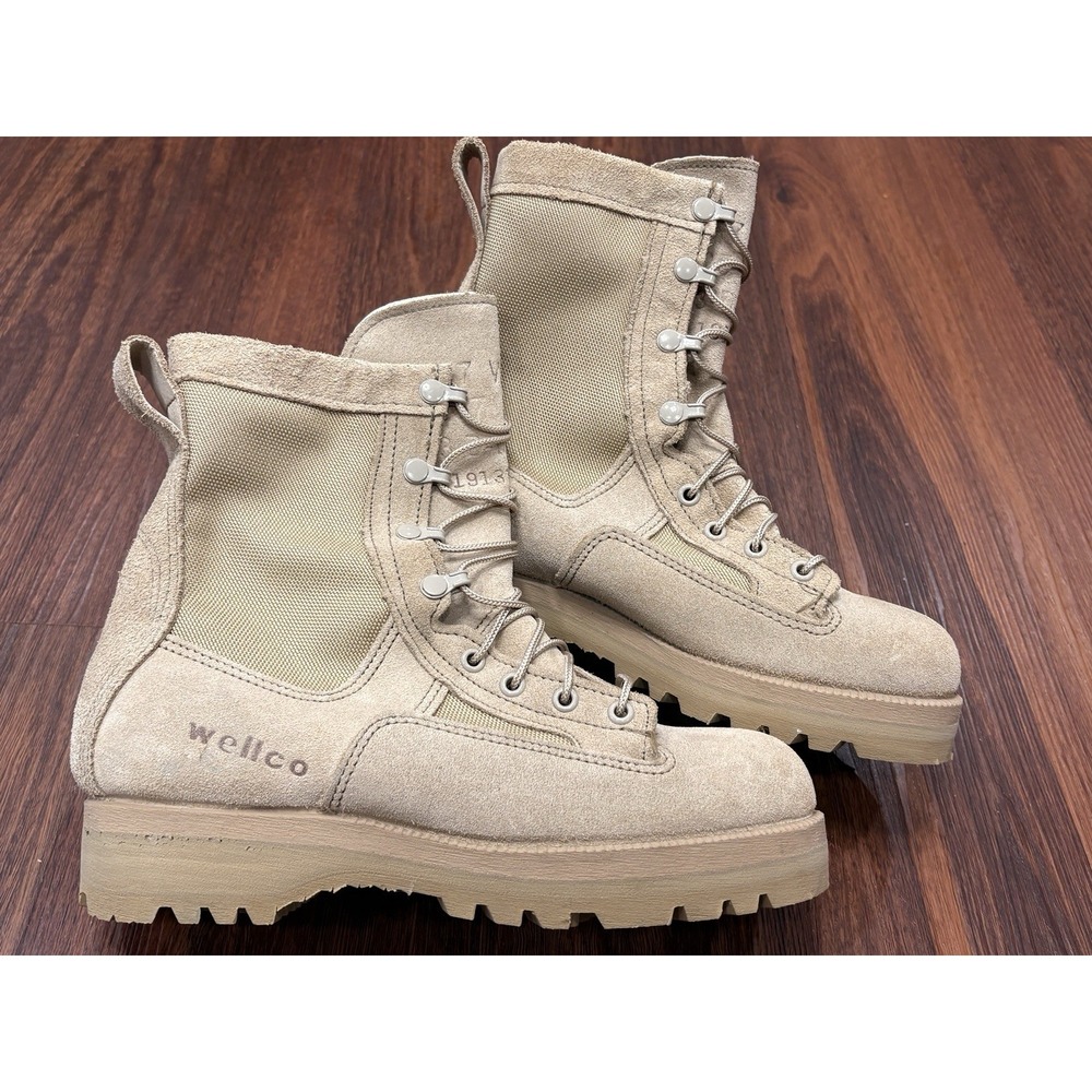 Wellco Desert Tan Combat Military Boots 257 95 03-D-0320 Size 7 W 191375 New